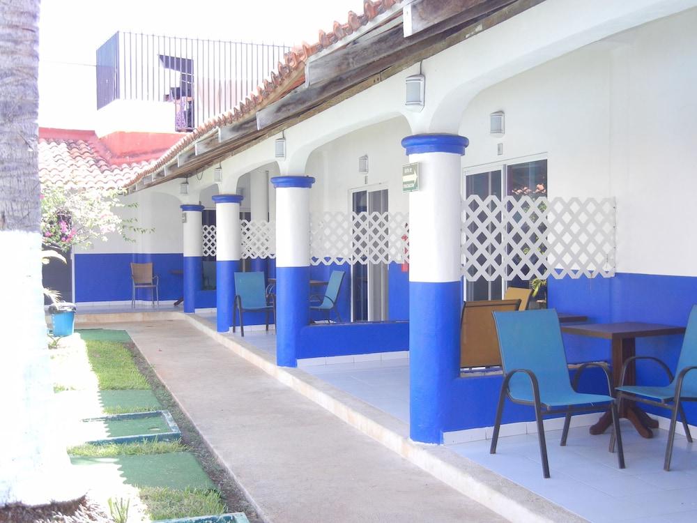 Hotel Plaza Almendros Isla Mujeres Exterior foto