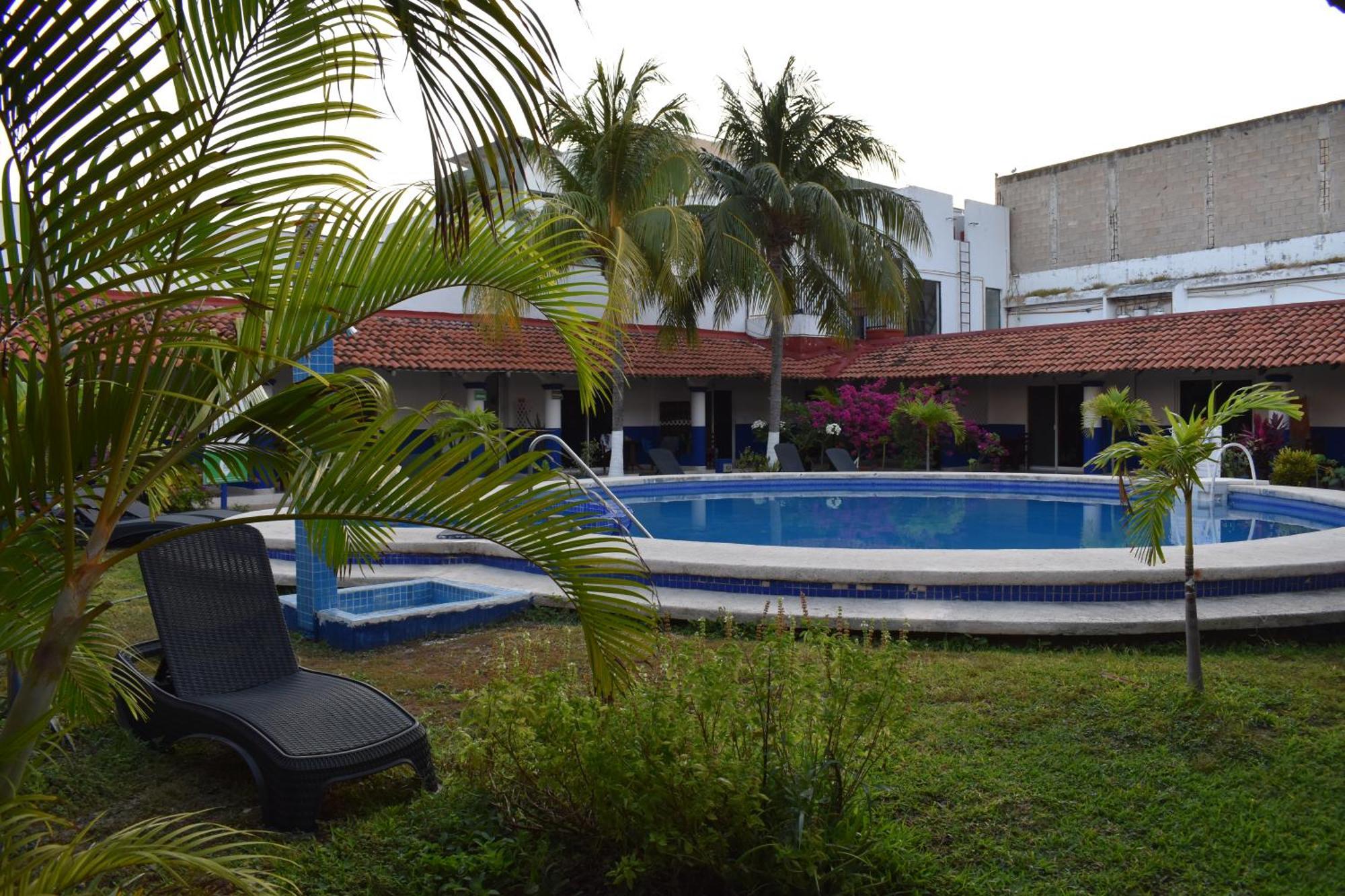 Hotel Plaza Almendros Isla Mujeres Exterior foto