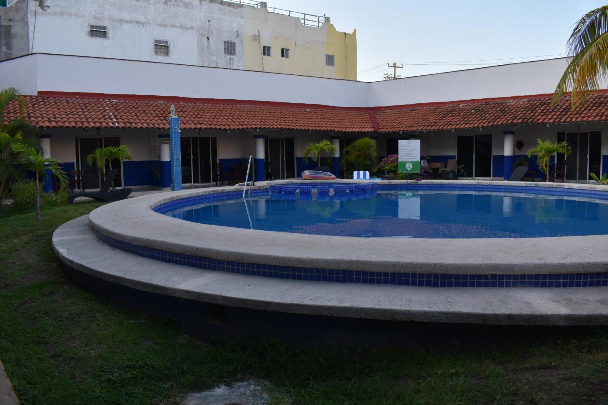 Hotel Plaza Almendros Isla Mujeres Exterior foto