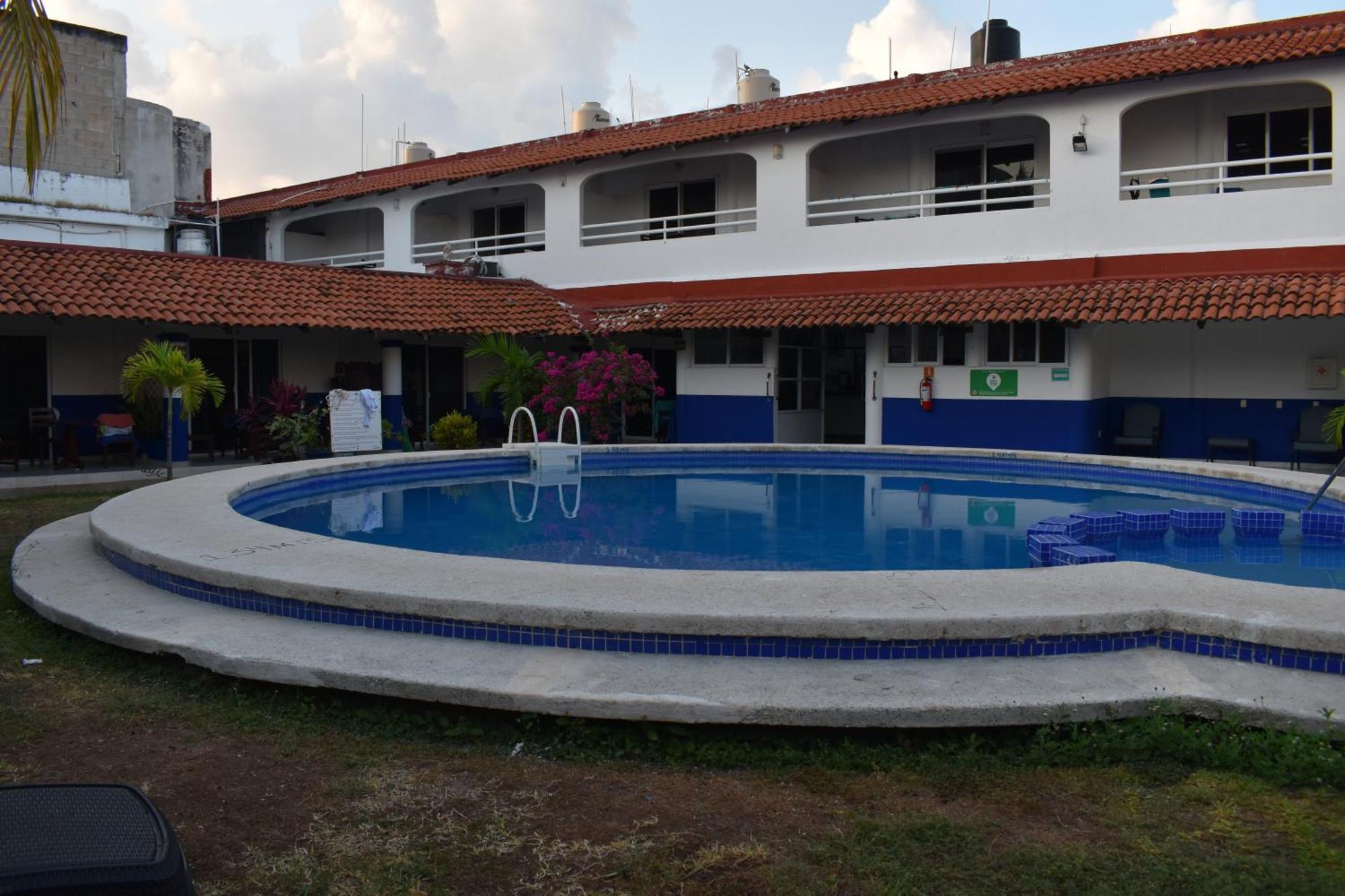 Hotel Plaza Almendros Isla Mujeres Exterior foto