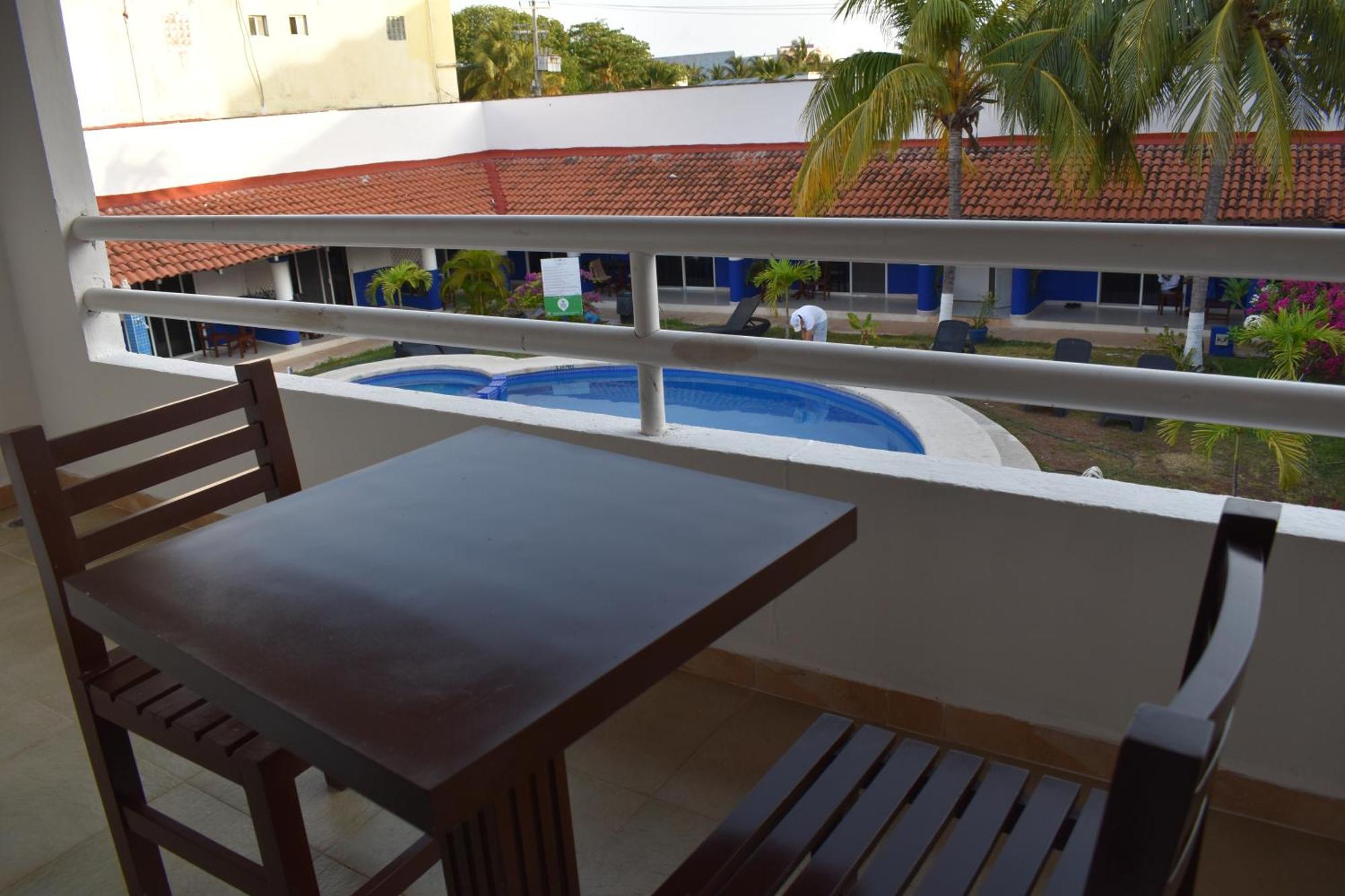Hotel Plaza Almendros Isla Mujeres Exterior foto