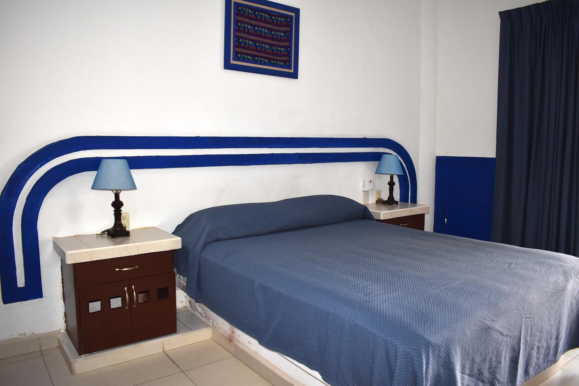 Hotel Plaza Almendros Isla Mujeres Exterior foto
